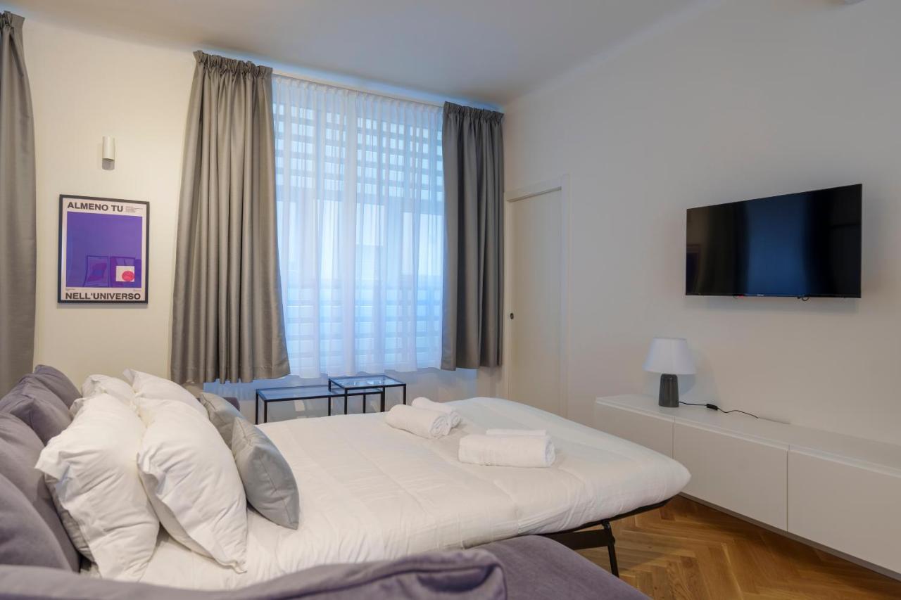 Duomo-Porta VeneziaLuxury Wifi E Netflix Apartment Milan Exterior photo